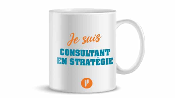 Mug avec inscription "Je suis Consultant en stratégie" et logo Prium Portage