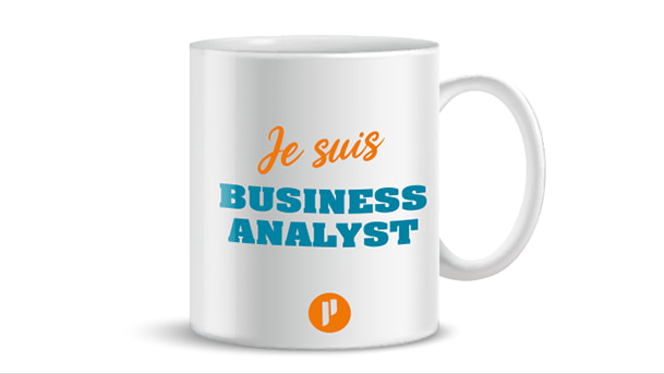 Mug avec inscription "Je suis Business analyst" et logo Prium Portage