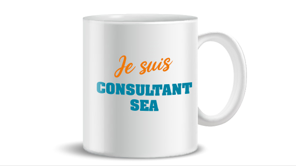 Mug avec inscription "Je suis Consuitant SEA" et logo Prium Portage